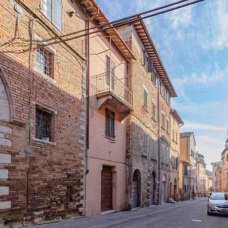 Perugia Home Apartment La Finestra Di Fronte Экстерьер фото