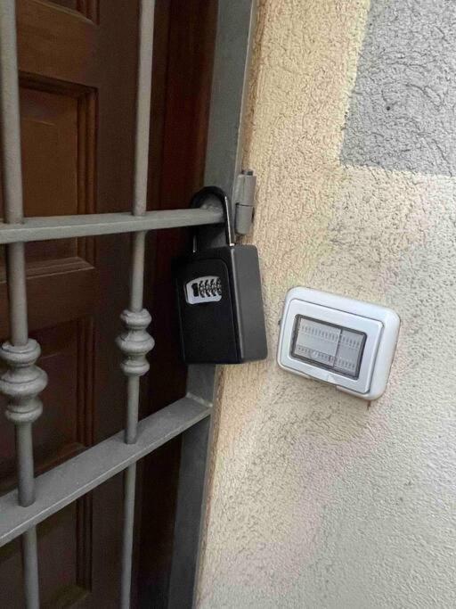 Perugia Home Apartment La Finestra Di Fronte Экстерьер фото